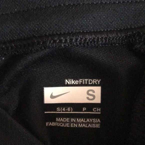 Nike capris - Picture 2 of 3